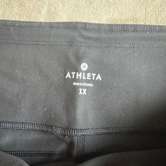 Athleta Elation 7/8 Tights – Black, Size 1X, EUC - Picture 3 of 5